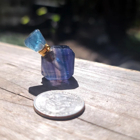Fluorite blue/green/purple square crystal gemstone bottle pendant #FP2 - Picture 5 of 6